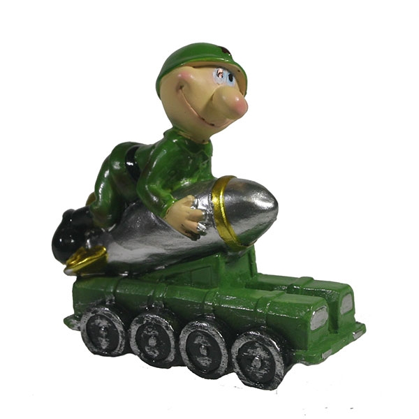 Фигура декоративная Солдат на ракете, размер 7*4*8см
